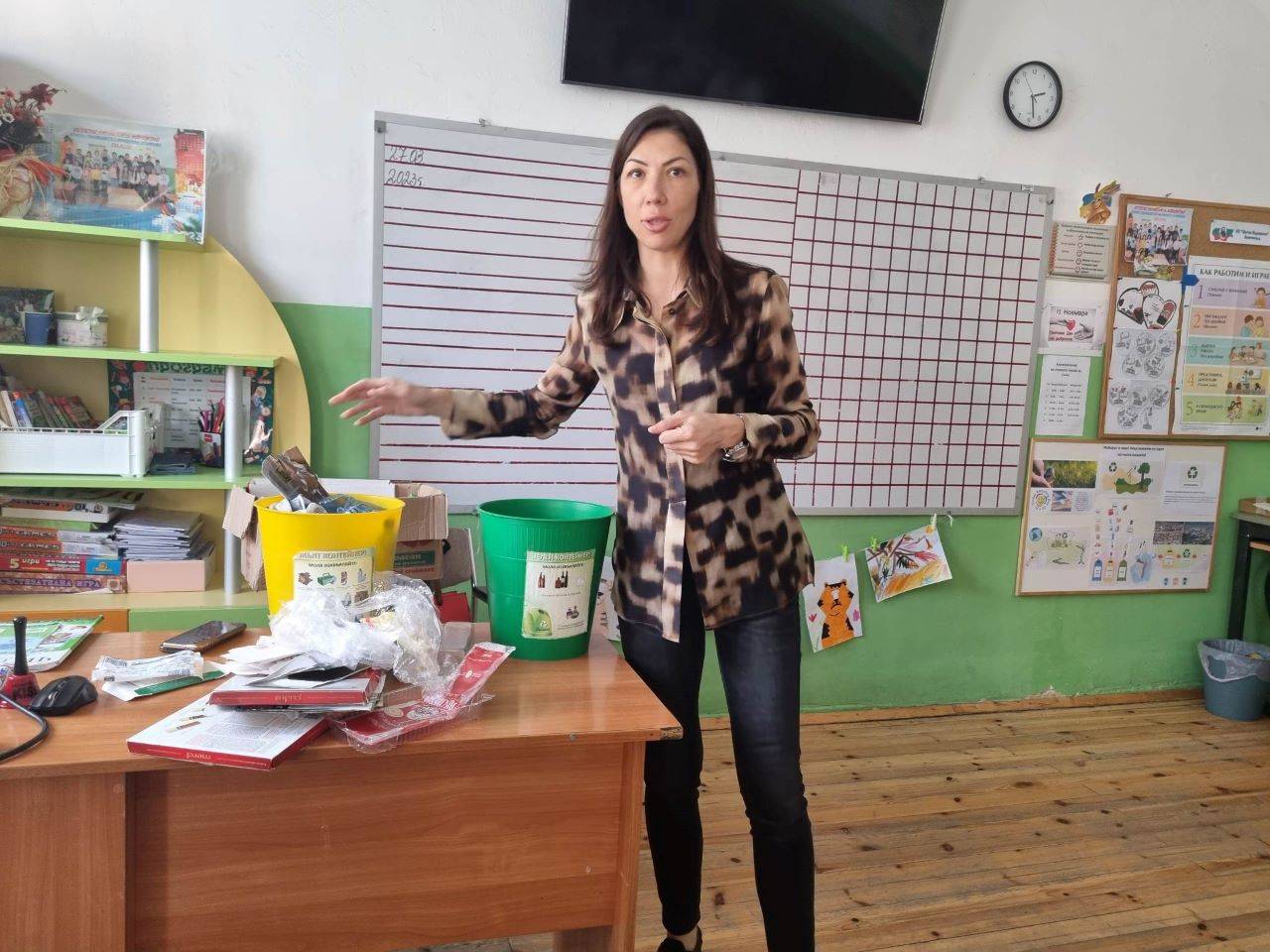 Ученици от Асеновград се учат да събират разделно отпадъците